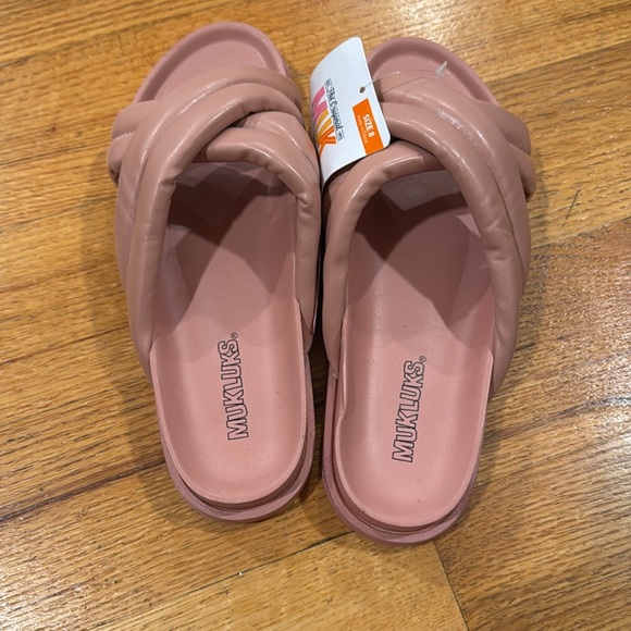 Mukluks - Picture 4 of 4